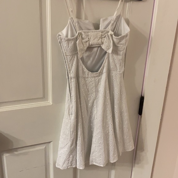 White dress xs - Picture 2 of 2